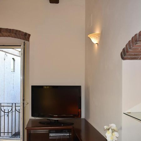 Domida Apartment Bari Bagian luar foto