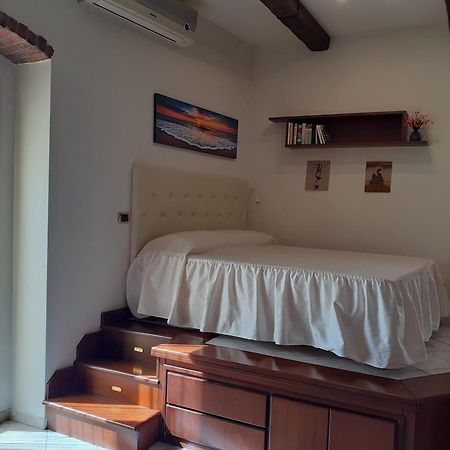 Domida Apartment Bari Bagian luar foto