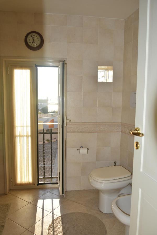 Domida Apartment Bari Bagian luar foto