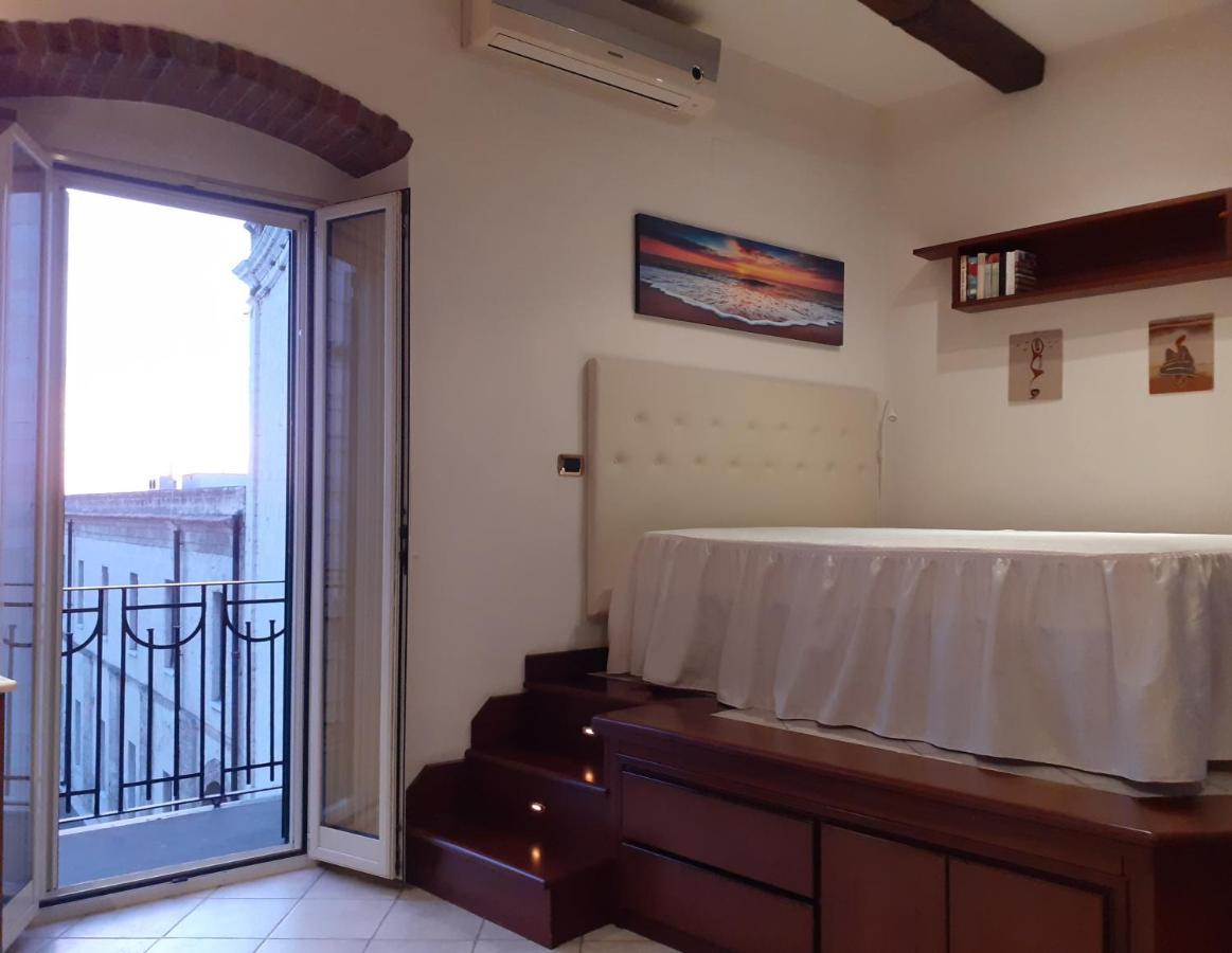 Domida Apartment Bari Bagian luar foto