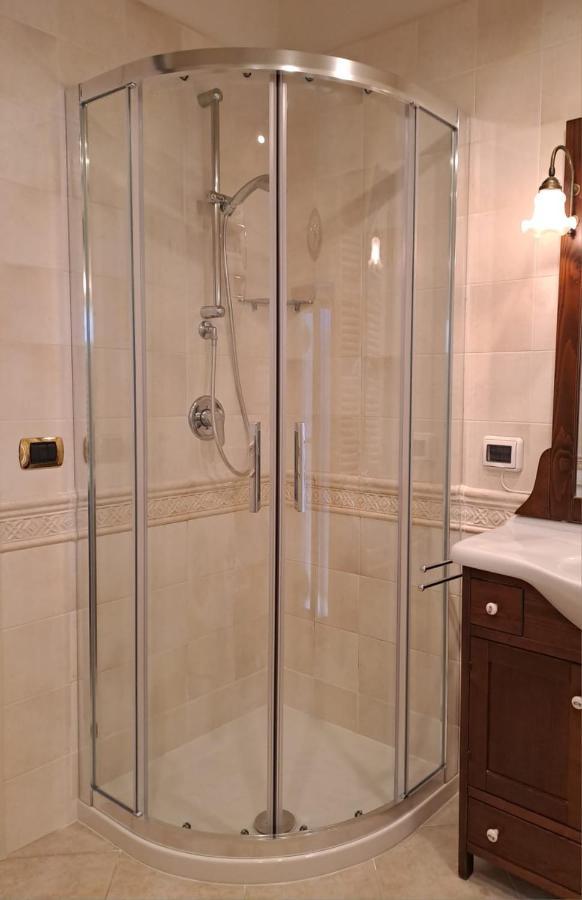 Domida Apartment Bari Bagian luar foto